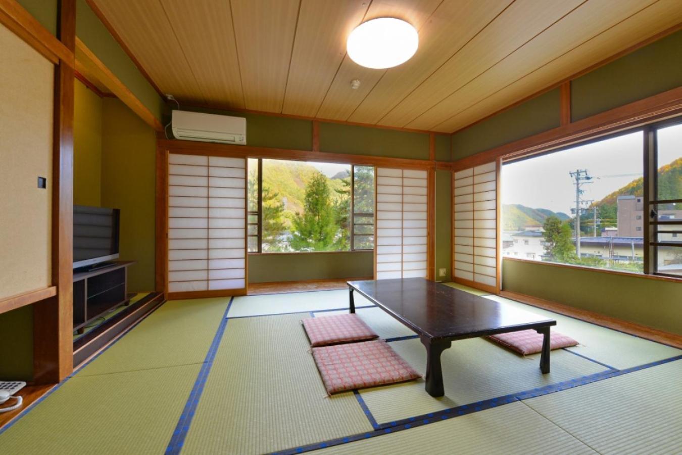 Ooedo Onsen Monogatari Shinshu Kakeyu Hotel Ueda Værelse billede