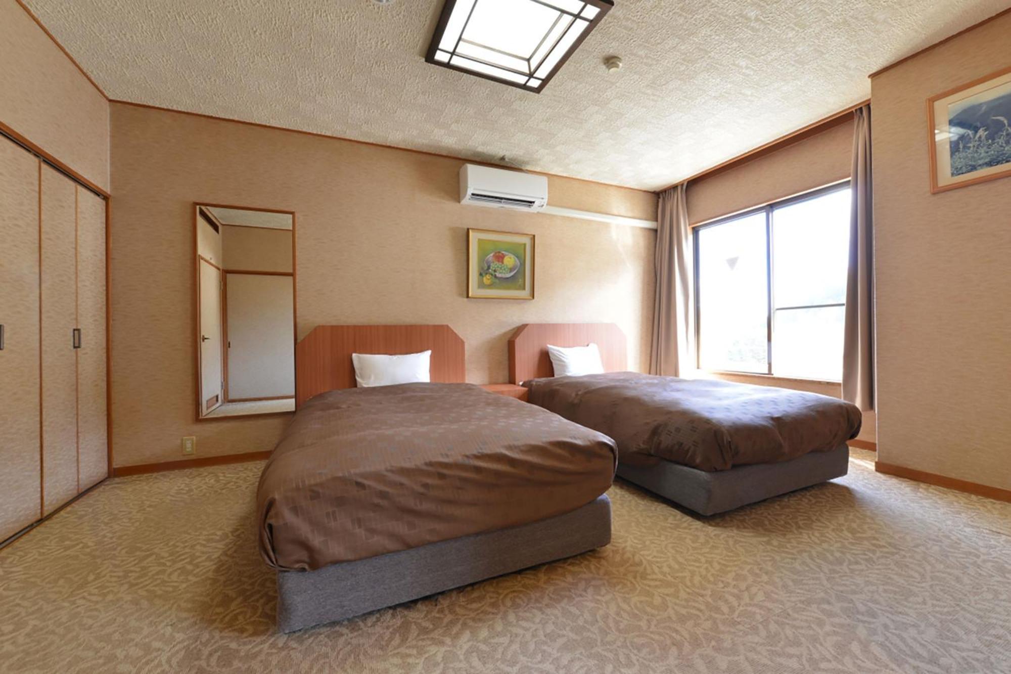 Ooedo Onsen Monogatari Shinshu Kakeyu Hotel Ueda Eksteriør billede